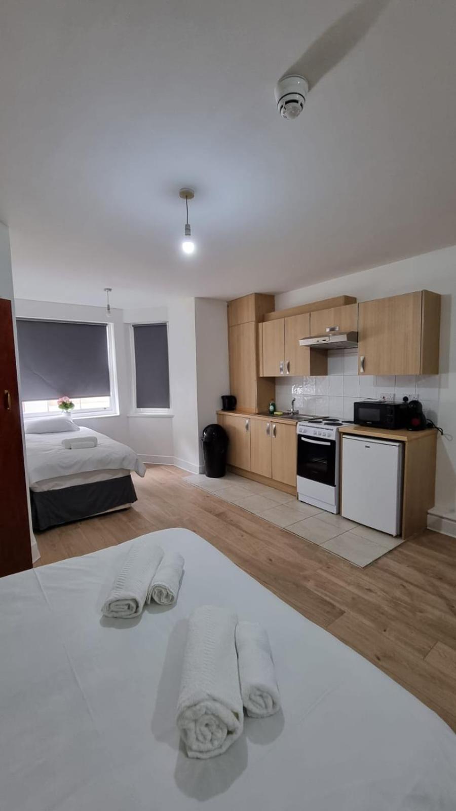 Charmstay Swiss Cottage Londra Dış mekan fotoğraf